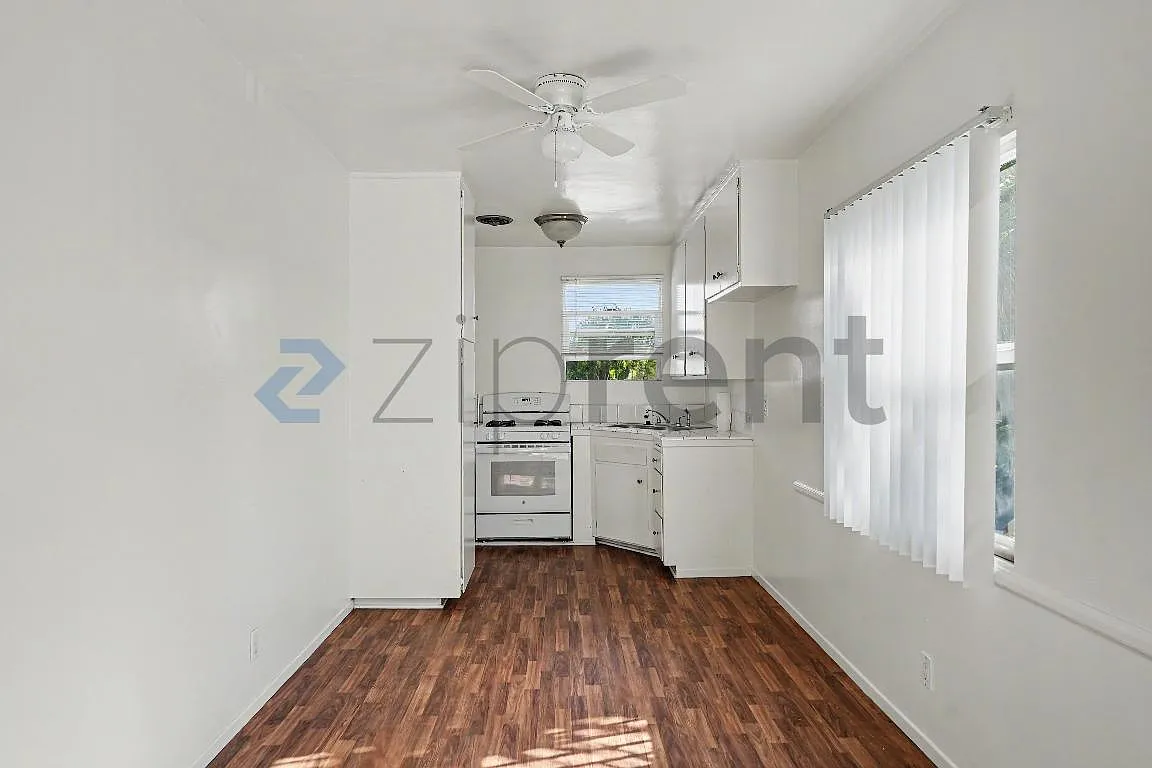 3 bed, $2,800 — Photo 4