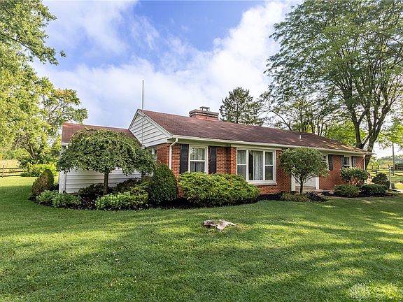 4th image of 7853 Chambersburg Rd