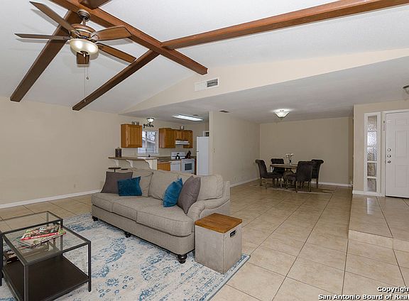 3rd image of 12622 Moss Hollow St