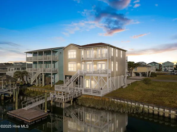 109 Salisbury Street, Holden Beach, NC 28462