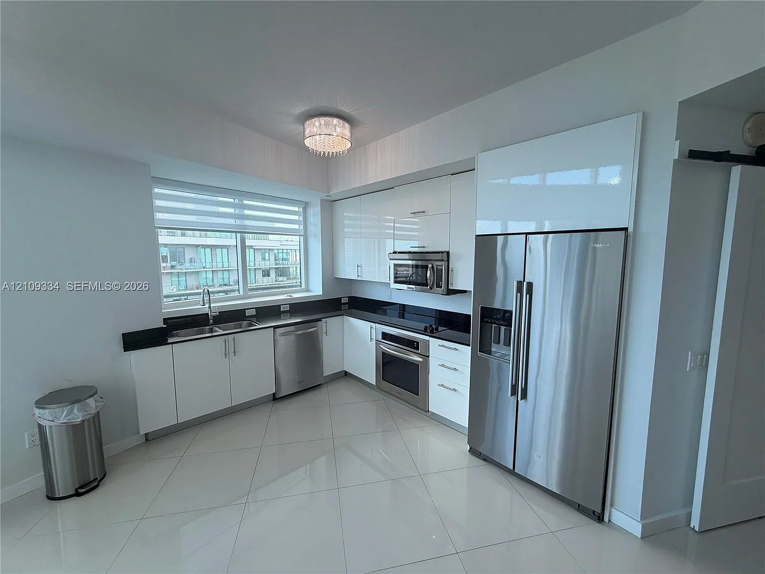 Infinity At Brickell Cond — Photo 2