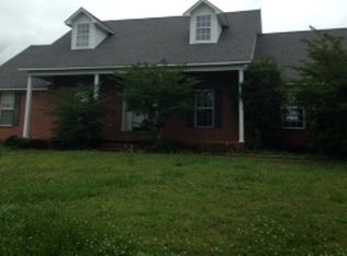 424 Tiffany Nicole Ln, Lexington, TN 38351