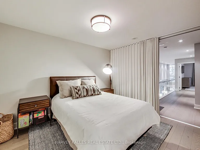 30 Nelson St #Townhouse 24 — Photo 32