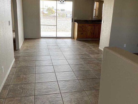 3rd image of 3764 Monterey Dr