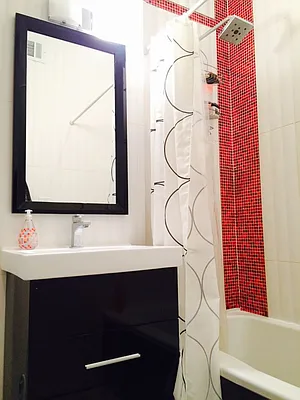 Rented by Nooklyn NYC LLC | media 21