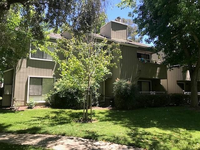 1st image of 1687 Braddock Ct