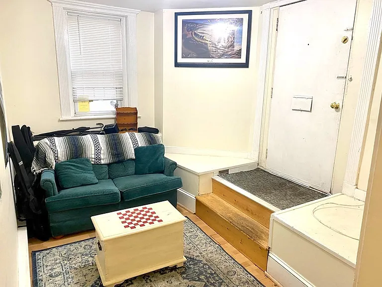 32A Glenville Ave #32A — Photo 3