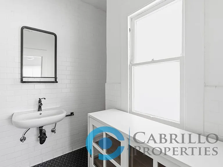 Casa Blanca Apartments — Photo 20
