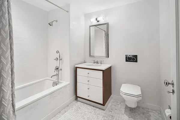 Rented by Douglas Elliman | media 19