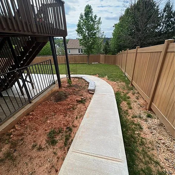 3152 Daleview Way SW — Photo 3