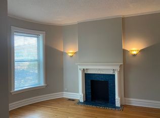 4406 N Dover St #1, Chicago, IL 60640