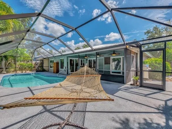 4342 Riverwood Ave, Sarasota, FL 34231