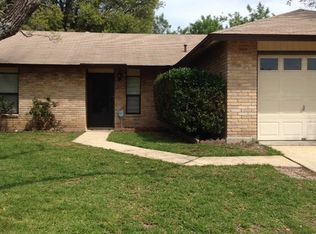 14426 Bluewood Dr, San Antonio, TX 78233