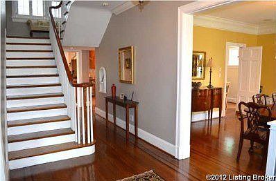4th image of 2139 Woodford Pl