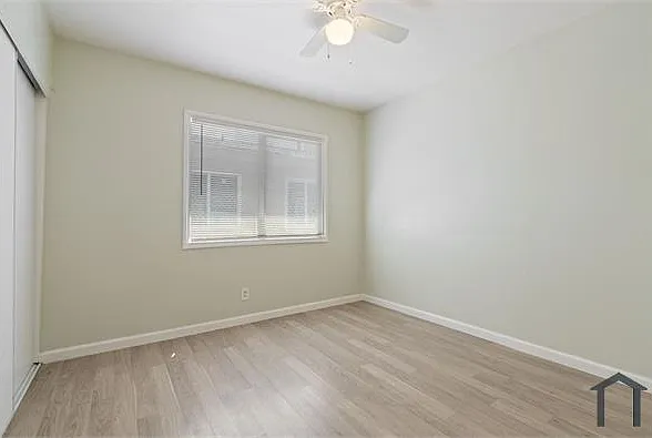 400 E Lancaster Blvd — Photo 5
