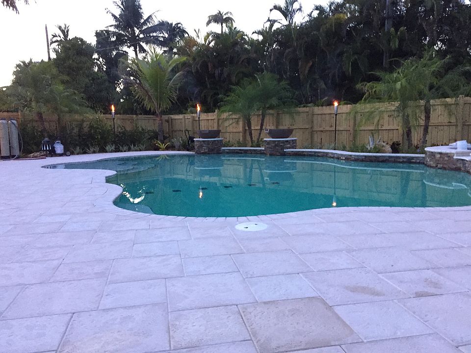 1st image of 333 NE 103rd St