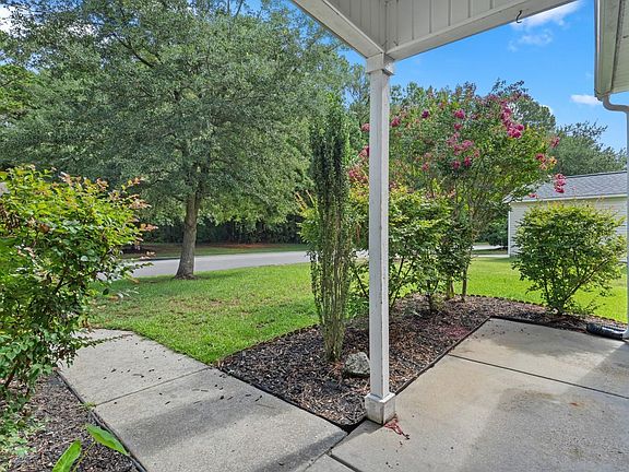 4th image of 121 Bellegrove Dr.
