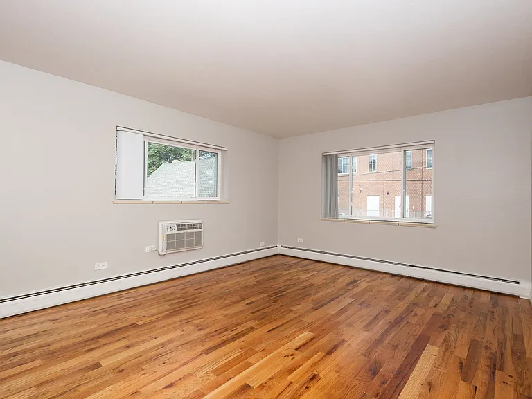 1536 Williams St — Photo 20