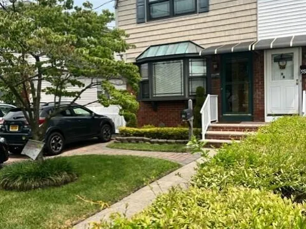 57 Abingdon Ave, Staten Island, NY 10308