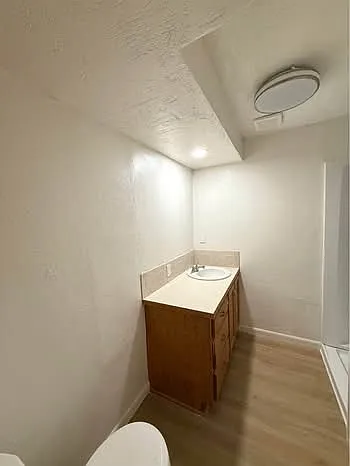 1586 Golden Gate St — Photo 10