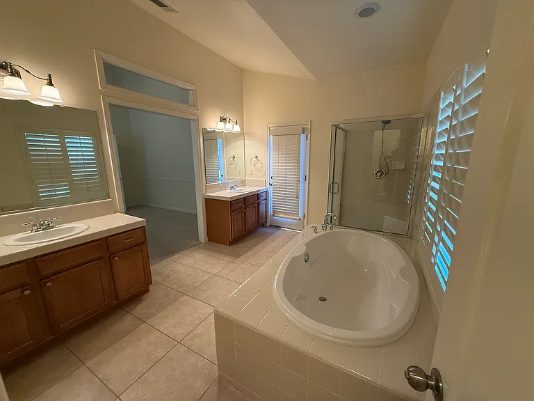 3156 N Arroyo Ave — Photo 15