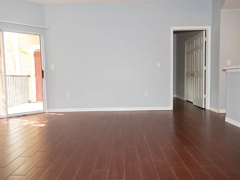 2025 Erving Cir #4207 — Photo 42