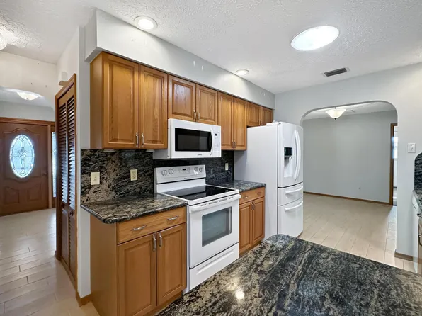 5604 Paleo Pines Circle, Fort Pierce, FL 34951