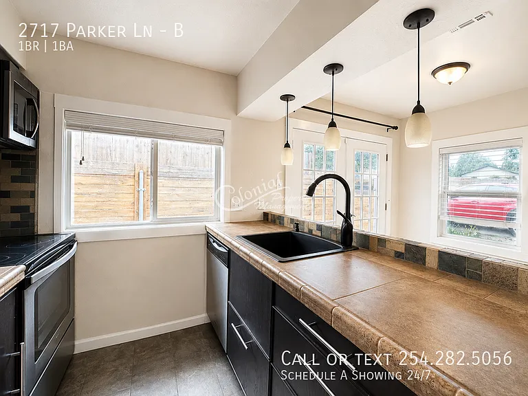 2717 Parker Ln #B — Photo 6