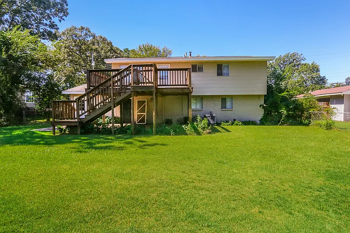 9208 Marilyn Dr — Photo 9