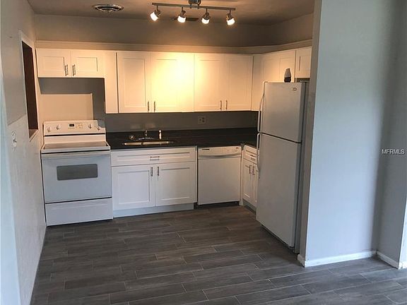 4th image of 4803 Caserta St