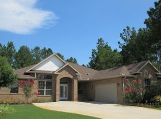 235 Canopy Cv, Freeport, FL 32439