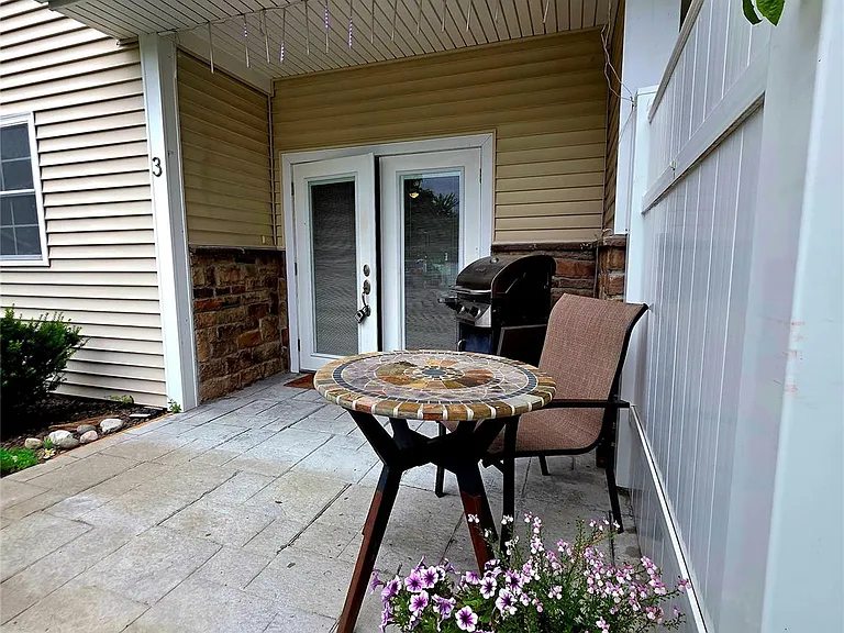 129 Milk St — Photo 14