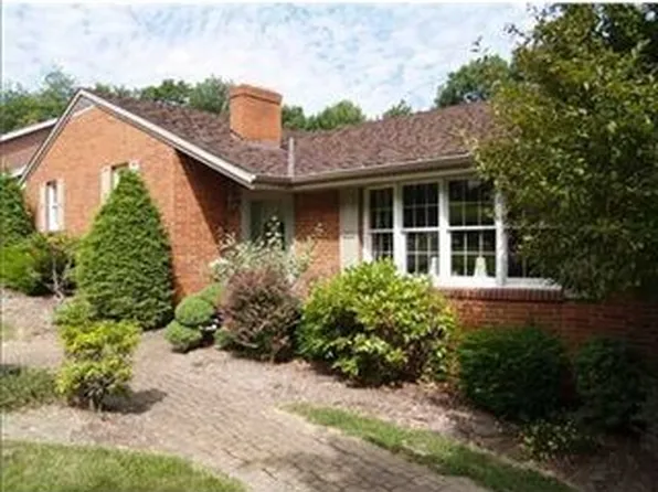 342 Forest Dr, Belle Vernon, PA 15012