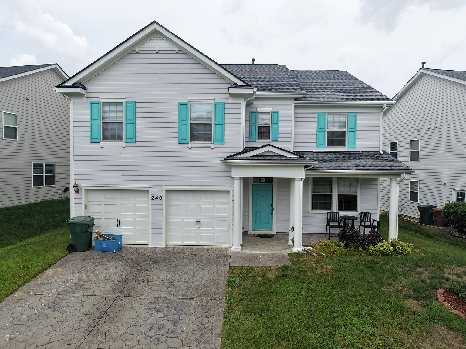 4 bed, 3.5 bath, 3150 sqft, $2,795 — Photo 1