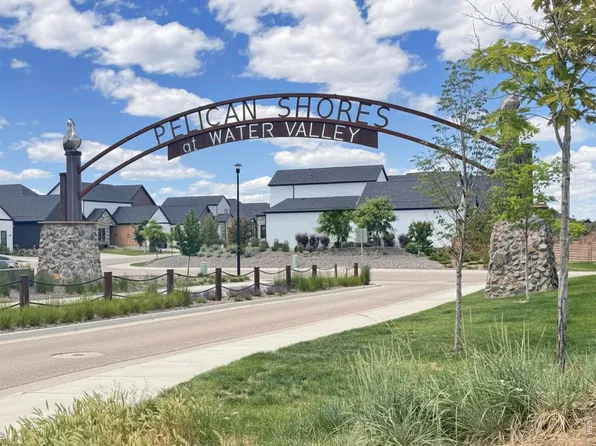 1727 Barefoot Dr, Windsor, CO 80550