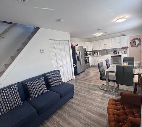 3rd image of 7450 NW 3rd St #7452