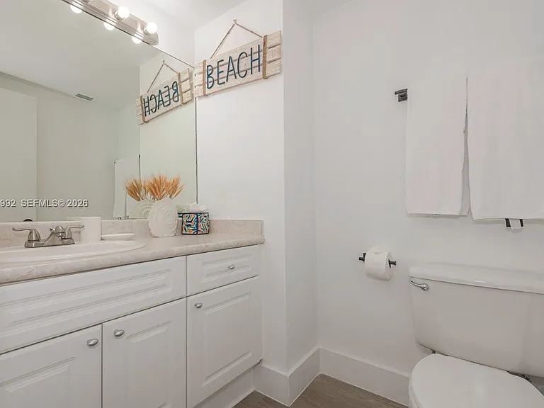 2301 Collins Ave #333 — Photo 19