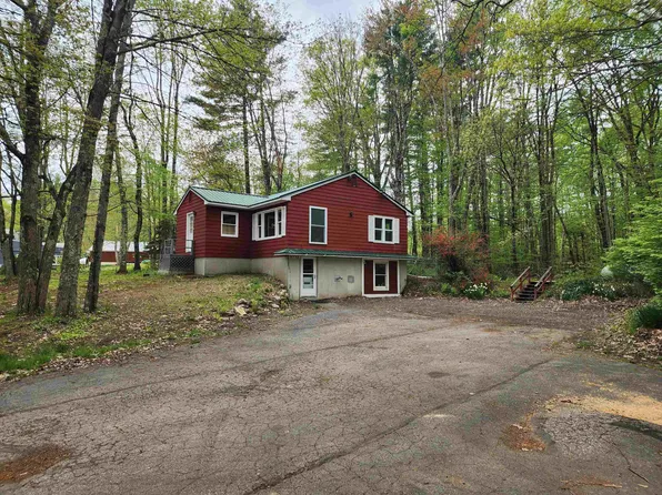 898 Calef Highway, Barrington, NH 03825