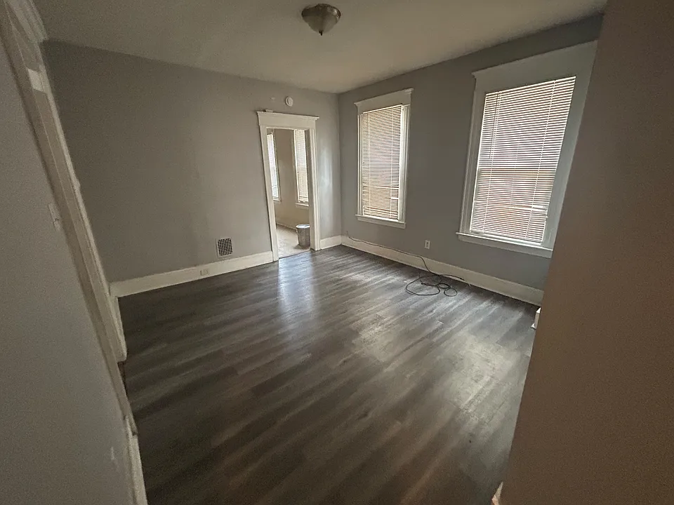 43 Hurlburt St #1