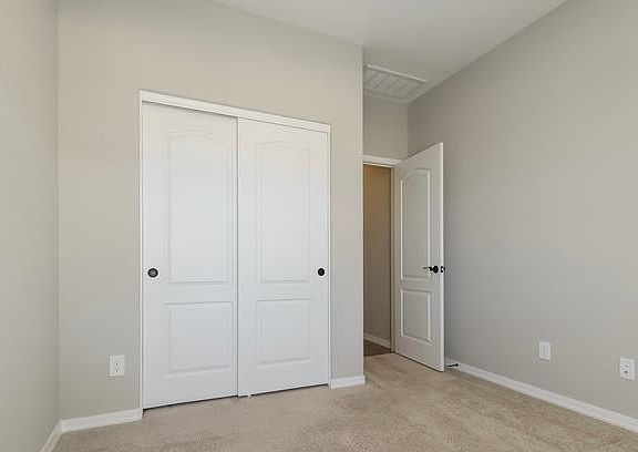 3rd image of 8412 S 164th Dr