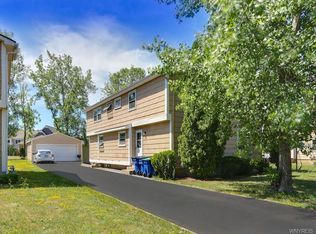 209 Kaymar Dr, Amherst, NY 14228