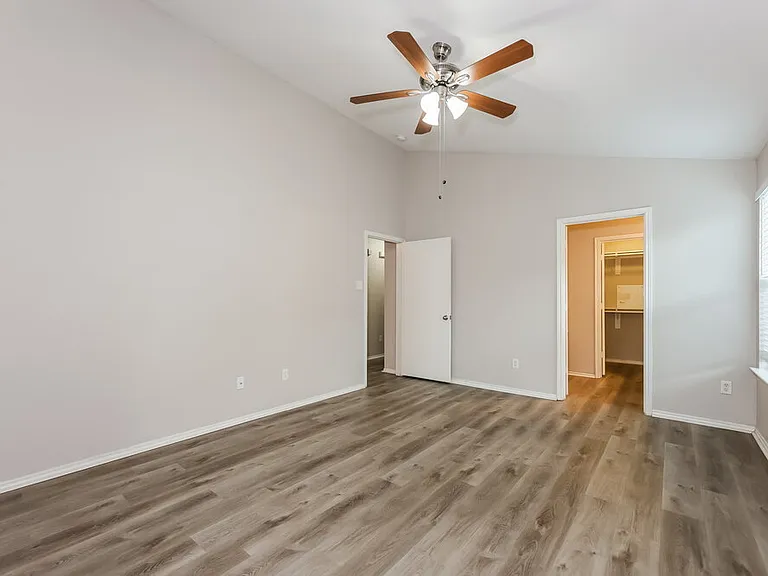 1108 Boxwood Dr — Photo 10
