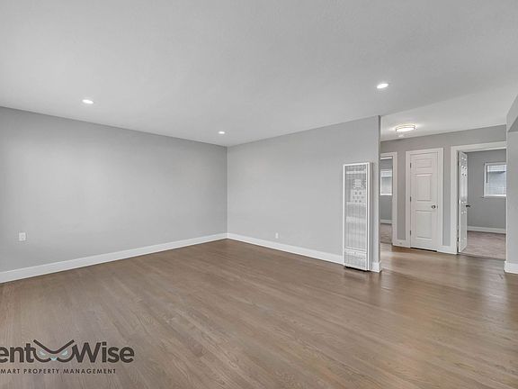 4th image of 1600 5th Ave