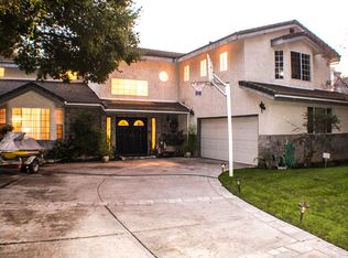 11946 Hartsook St, Valley Village, CA 91607