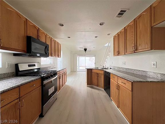 5th image of 3214 Epson St