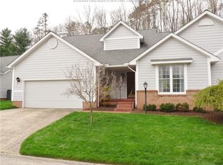 317 S Pointe Dr, Charleston, WV 25314