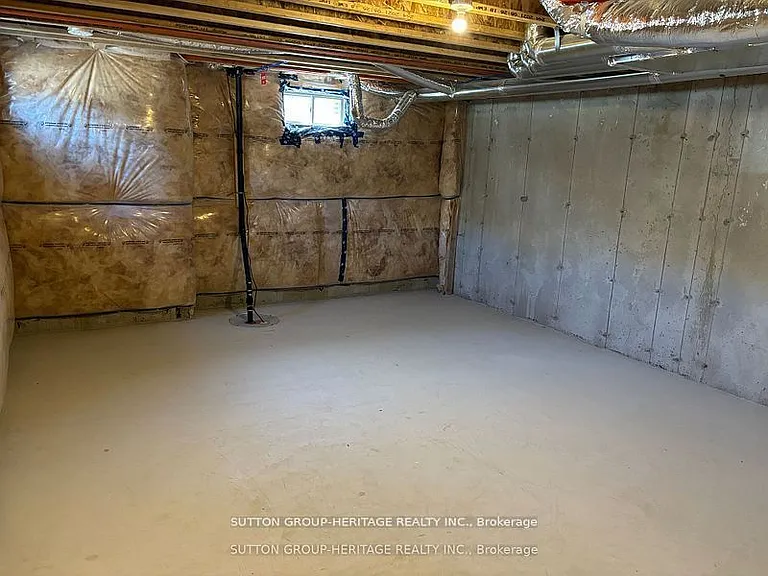 1 Cherry Hill Ln — Photo 36