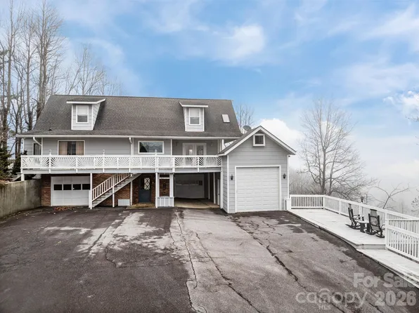 6777 Pinnacle Mountain Rd, Zirconia, NC 28790