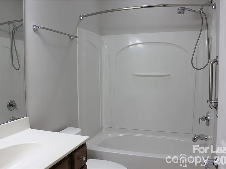 17534 Hawks View Dr — Photo 26