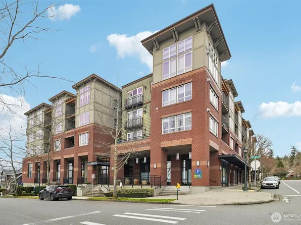 1886 25th Avenue NE #101, Issaquah, WA 98029